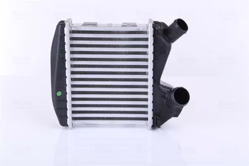 Charge Air Cooler NISSENS 96499)