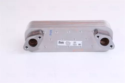 Oil Cooler, engine oil NISSENS 90727)