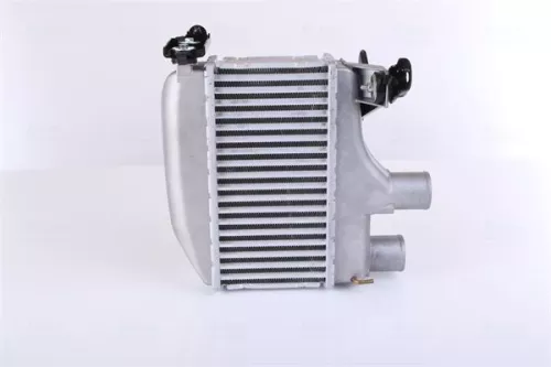 Charge Air Cooler NISSENS 96164)