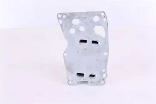 Oil Cooler, engine oil NISSENS 90902)