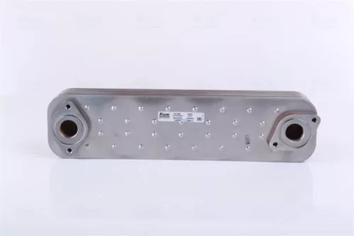 Oil Cooler, engine oil NISSENS 91168)