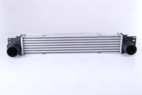 Charge Air Cooler NISSENS 96411)