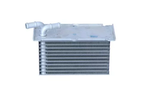 Charge Air Cooler NRF 30292)